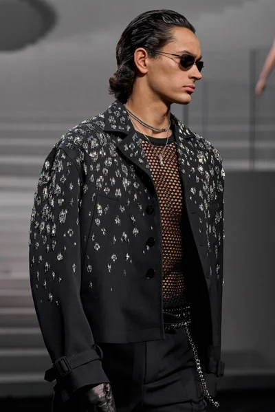 Look 74